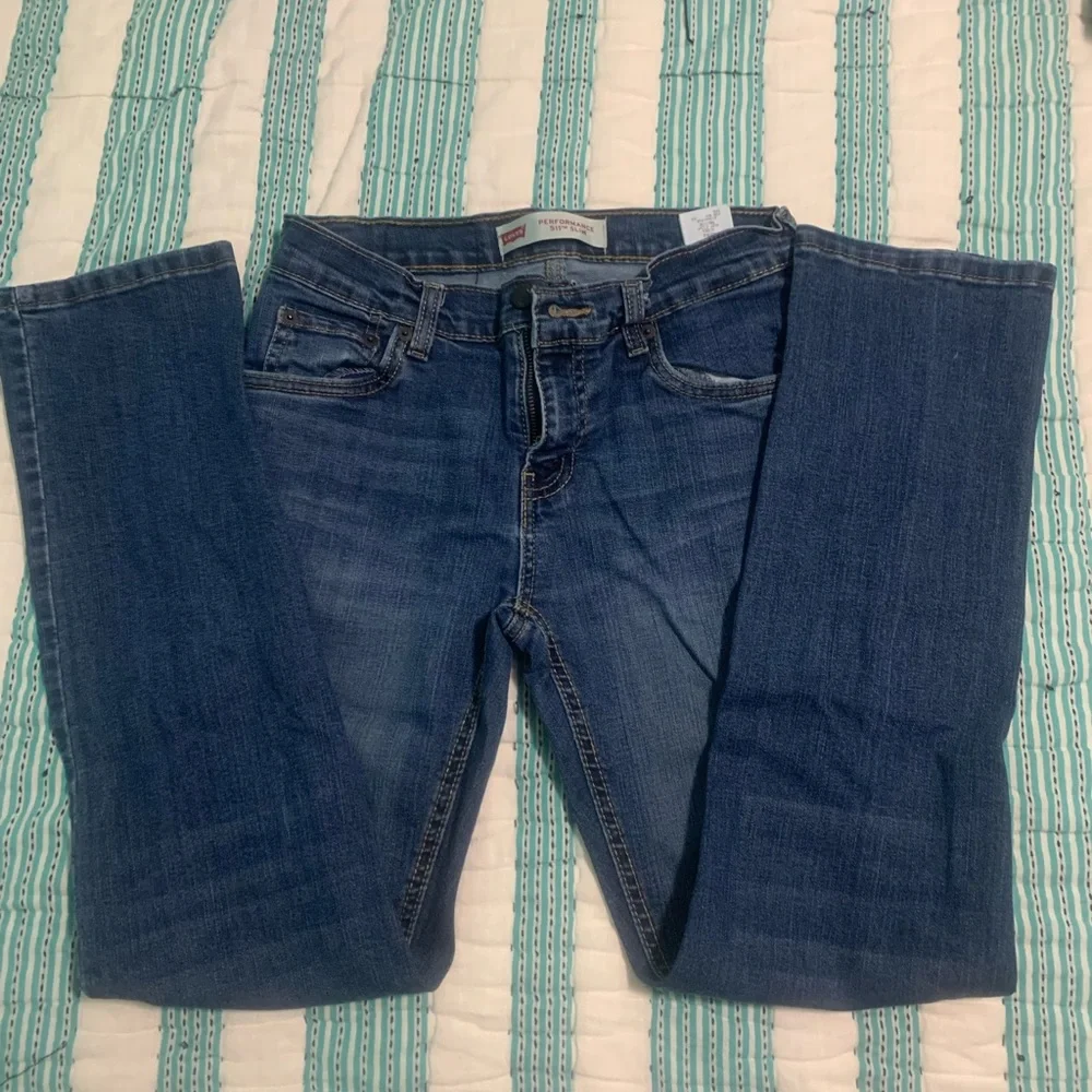 Bundle and of three pairs of Levi’s 511 performance slim fit jeans - Picture 5 of 15